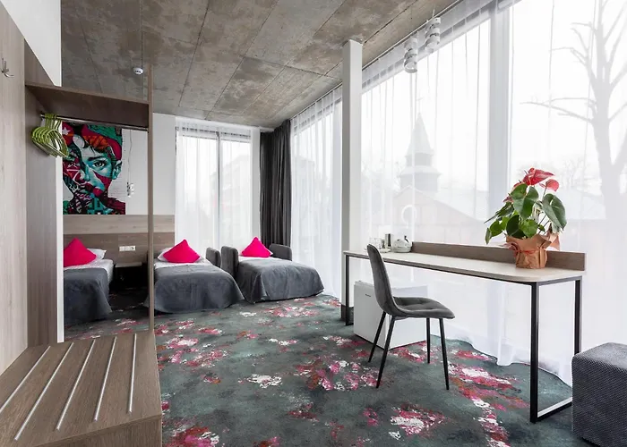 Algiro Hotel