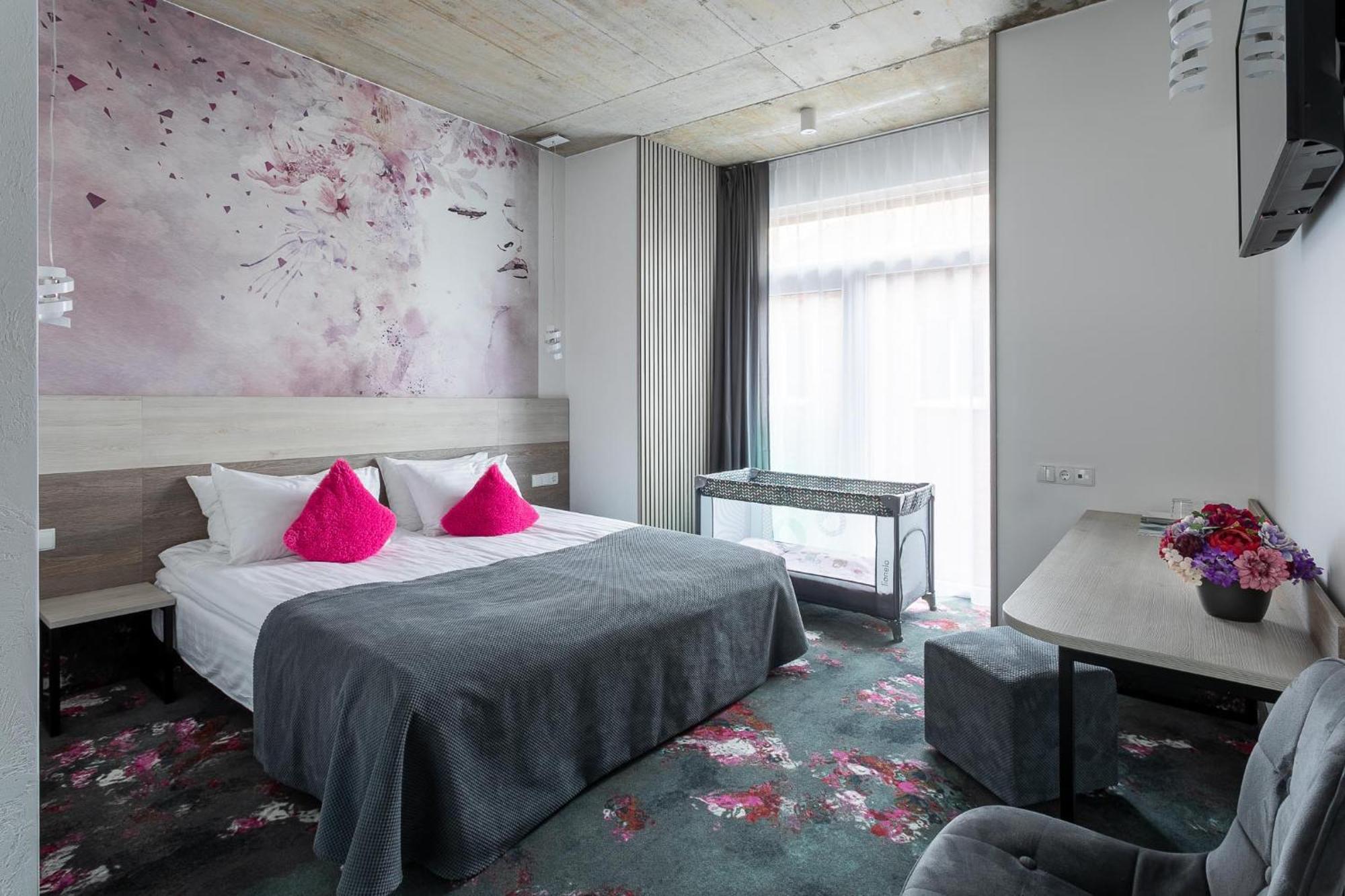 Algiro Hotel