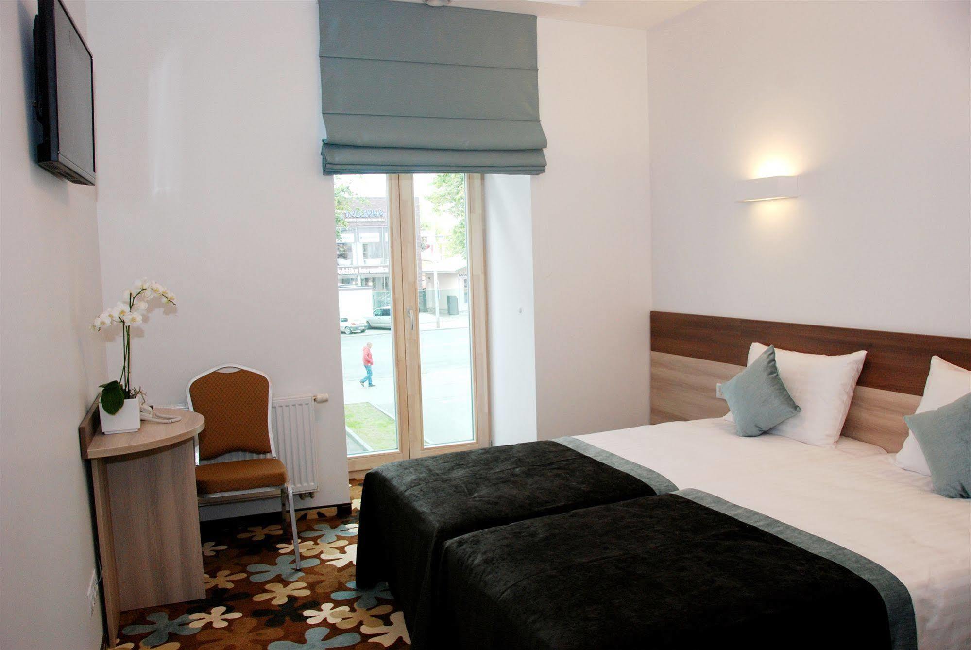 Algiro Hotel 3*